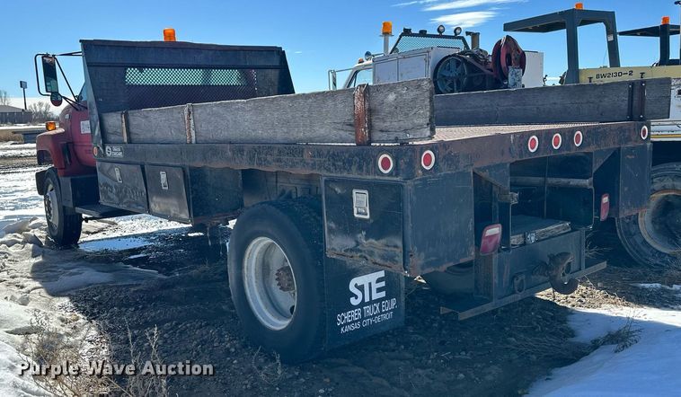 image for item NS9222 1994 Chevrolet Kodiak dump flatbed truck