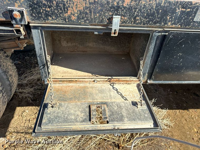 image for item NS9222 1994 Chevrolet Kodiak dump flatbed truck