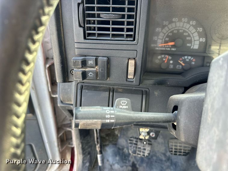 image for item NS9222 1994 Chevrolet Kodiak dump flatbed truck