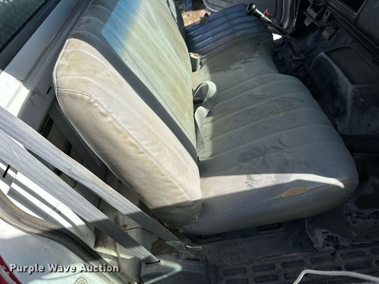 image for item NS9222 1994 Chevrolet Kodiak dump flatbed truck