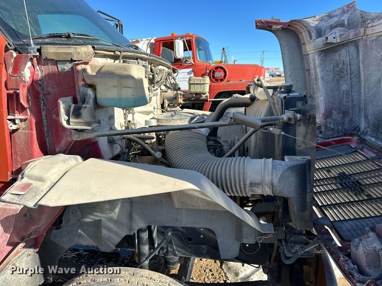 image for item NS9222 1994 Chevrolet Kodiak dump flatbed truck