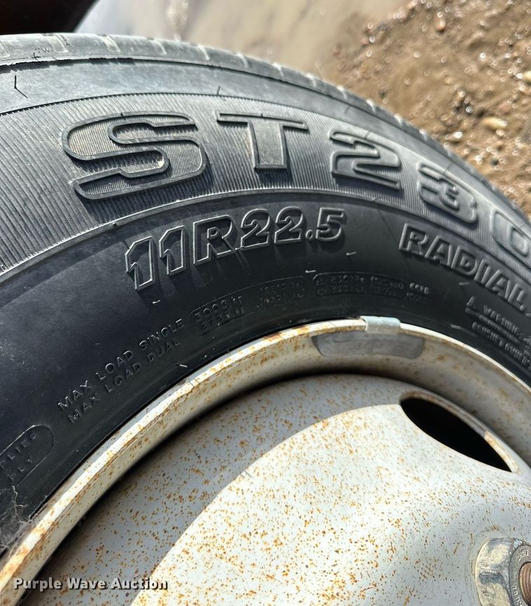 image for item NS9222 1994 Chevrolet Kodiak dump flatbed truck