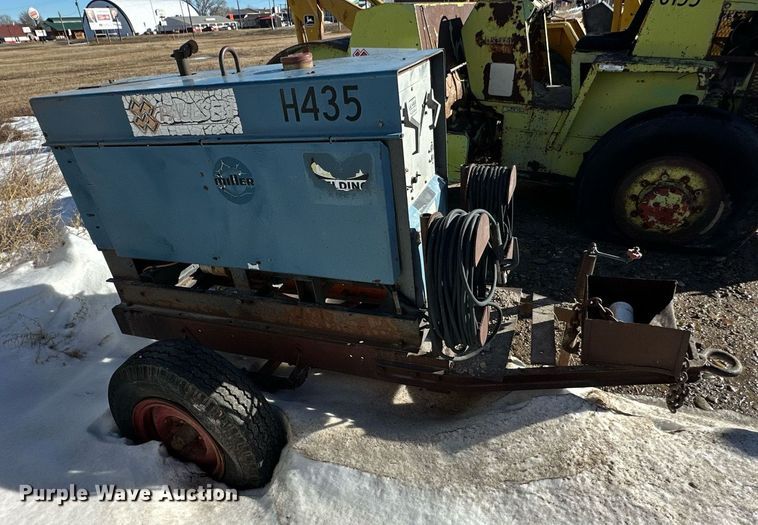 image for item NS9224 Miller welder/generator