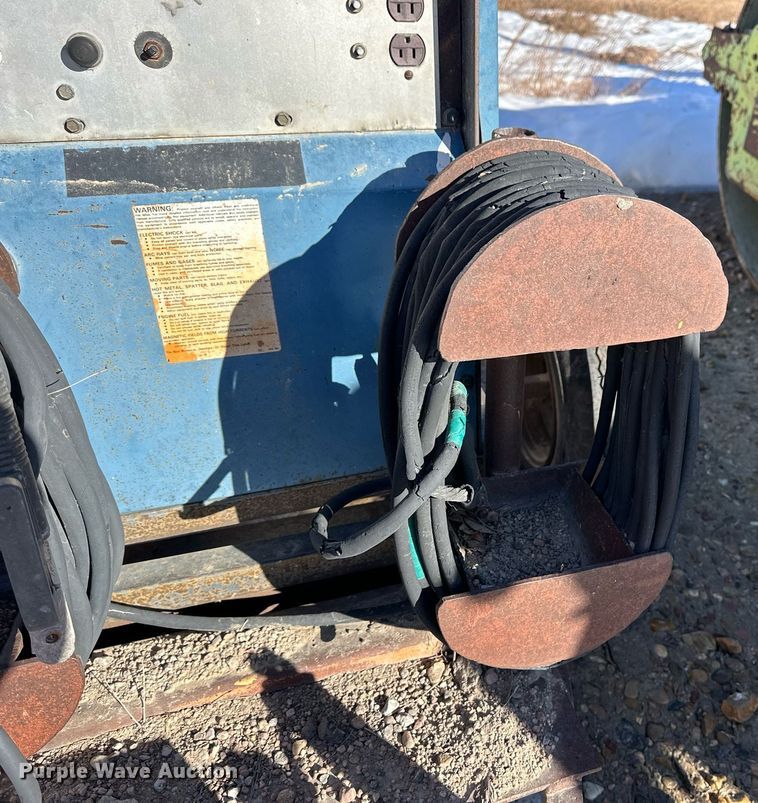 image for item NS9224 Miller welder/generator