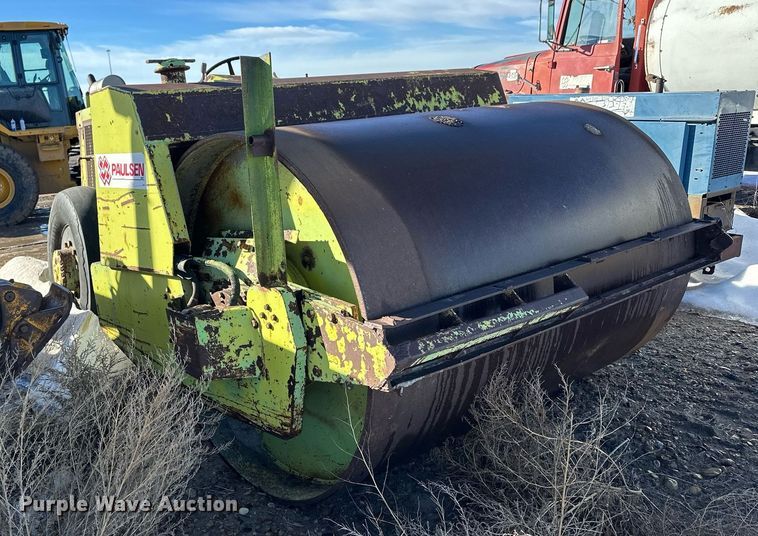 image for item NS9225 Raygo Rustler single drum vibratory roller