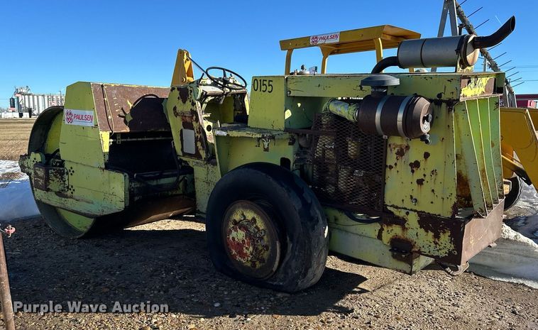 image for item NS9225 Raygo Rustler single drum vibratory roller