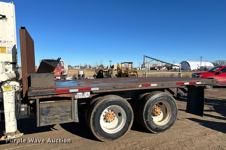 image for item NS9227 1994 Ford LT9000 crane truck