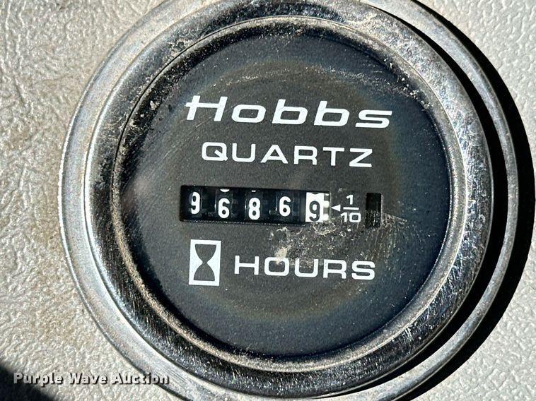 image for item NS9227 1994 Ford LT9000 crane truck