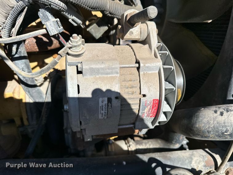 image for item NS9227 1994 Ford LT9000 crane truck