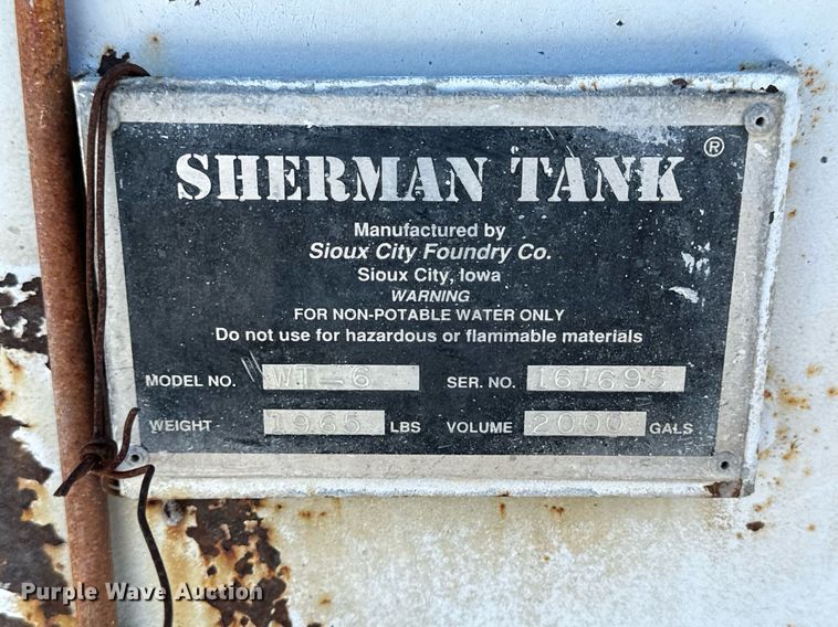 image for item NS9228 1994 Ford F700 water truck