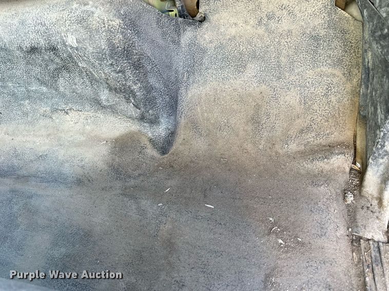 image for item NS9228 1994 Ford F700 water truck