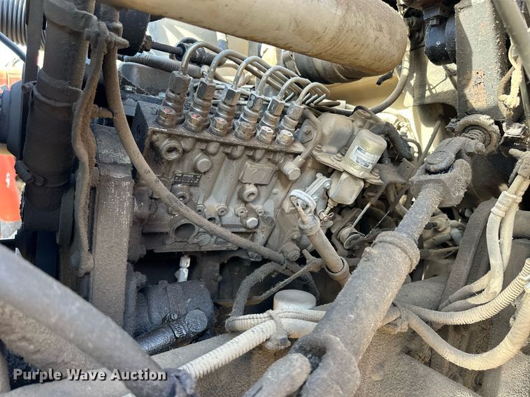 image for item NS9228 1994 Ford F700 water truck