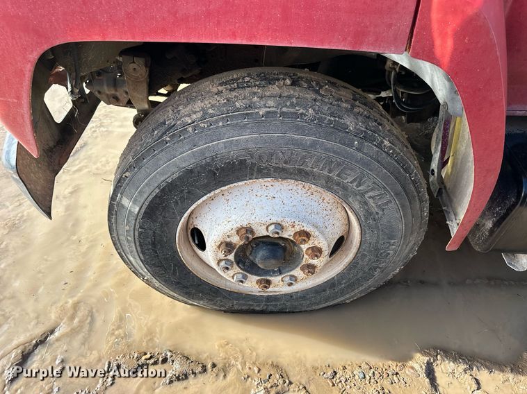 image for item NS9228 1994 Ford F700 water truck