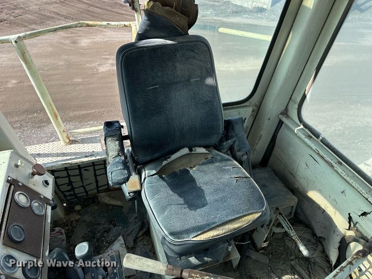 image for item NS9229 1981 Rex 3-35 Pactor soil compactor