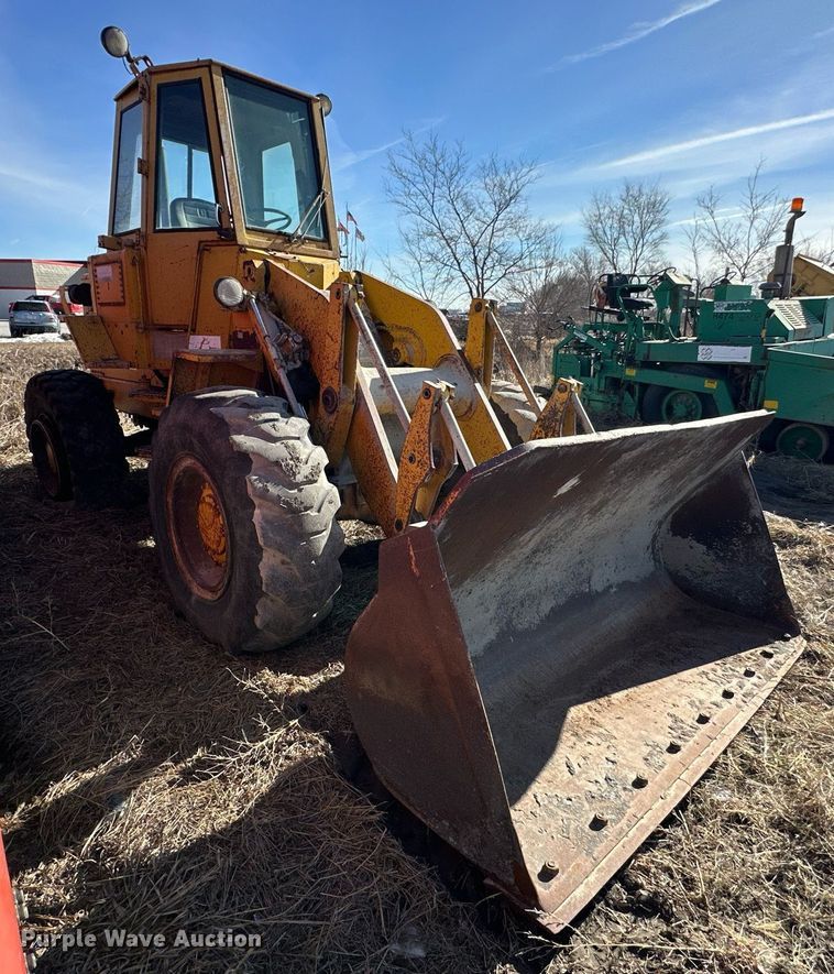image for item NS9231 1979 Caterpillar 930 wheel loader