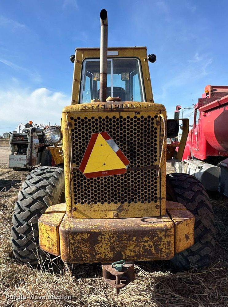 image for item NS9231 1979 Caterpillar 930 wheel loader