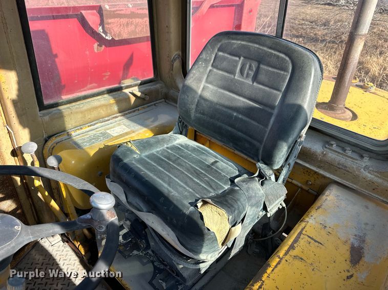 image for item NS9231 1979 Caterpillar 930 wheel loader