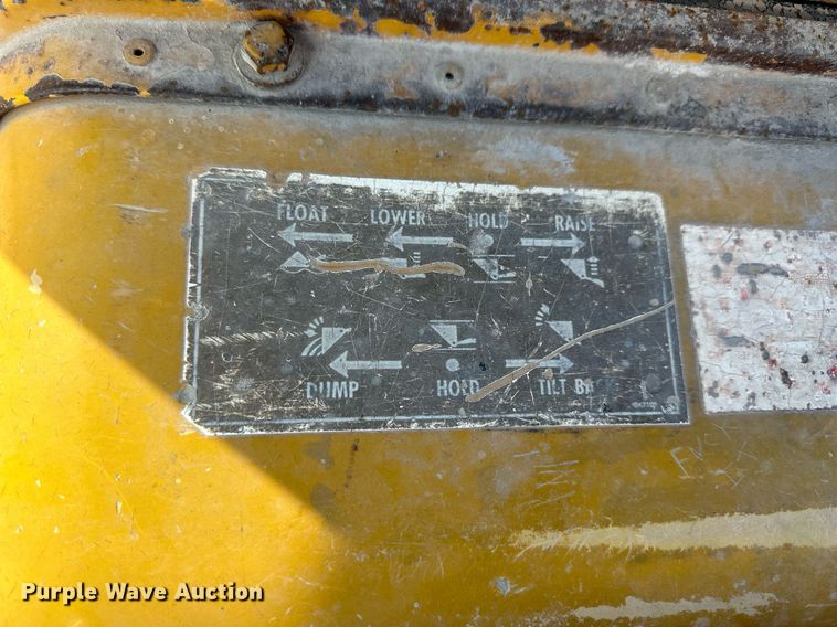 image for item NS9231 1979 Caterpillar 930 wheel loader