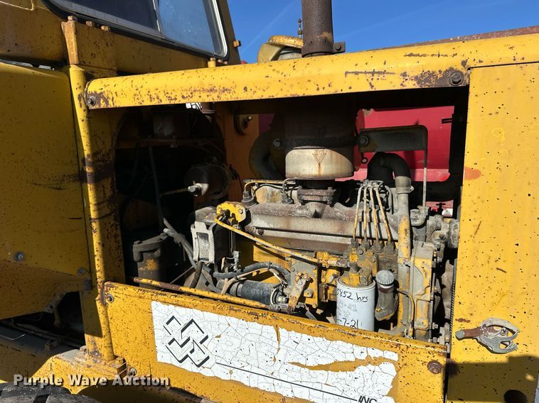 image for item NS9231 1979 Caterpillar 930 wheel loader