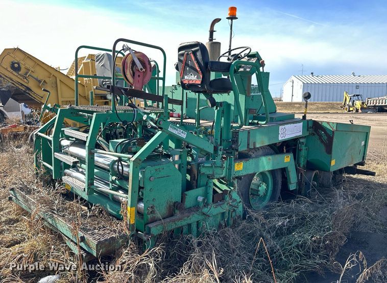 image for item NS9232 1989 Barber Greene 220B paver