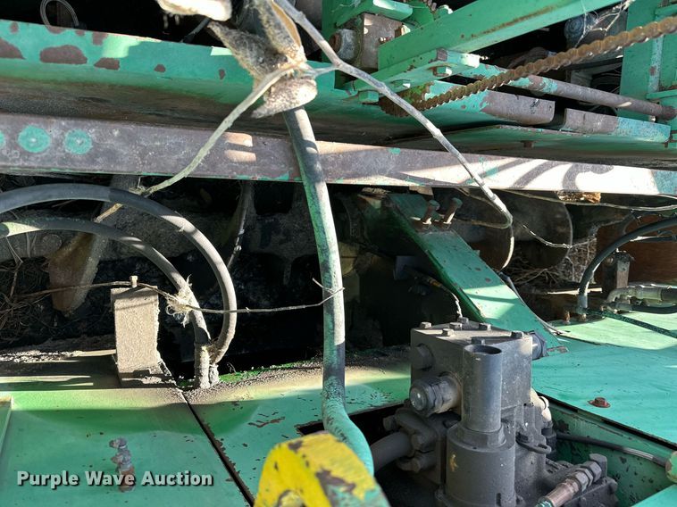 image for item NS9232 1989 Barber Greene 220B paver