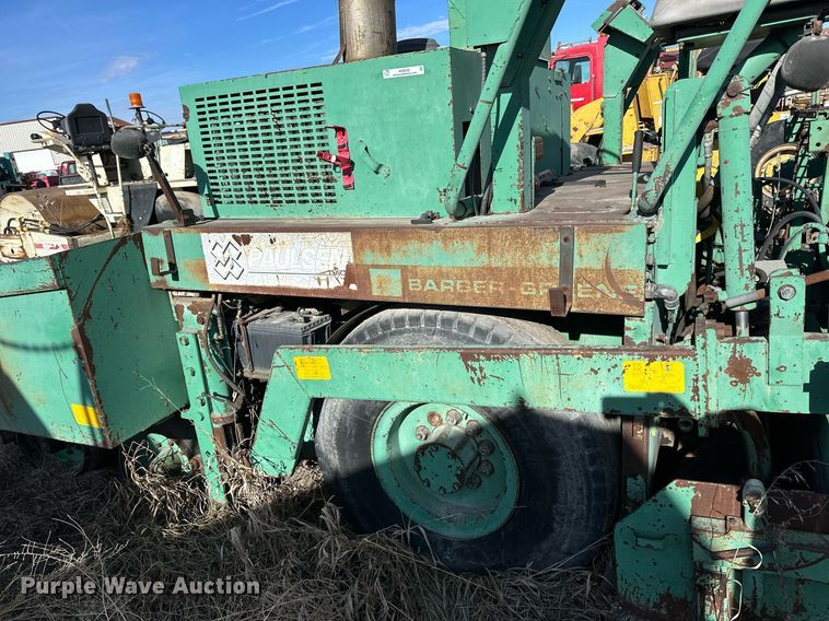 image for item NS9232 1989 Barber Greene 220B paver