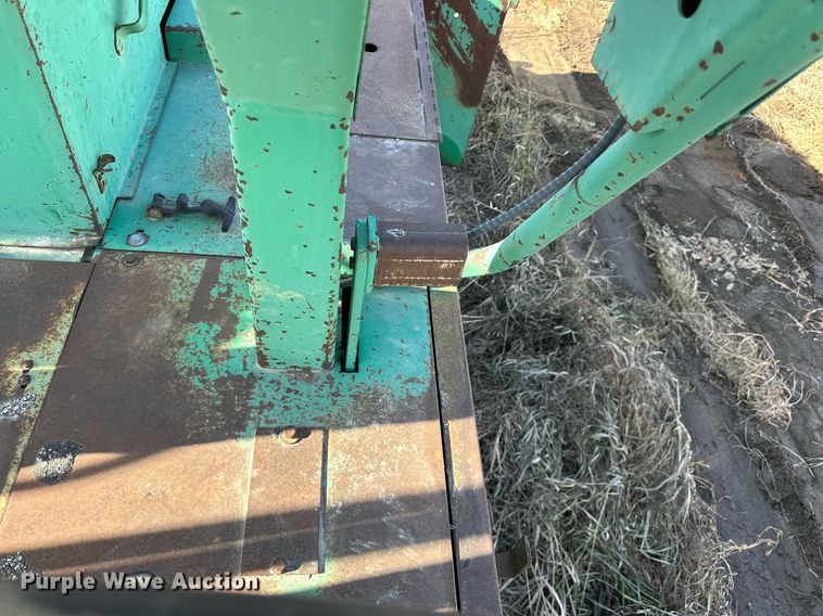 image for item NS9232 1989 Barber Greene 220B paver