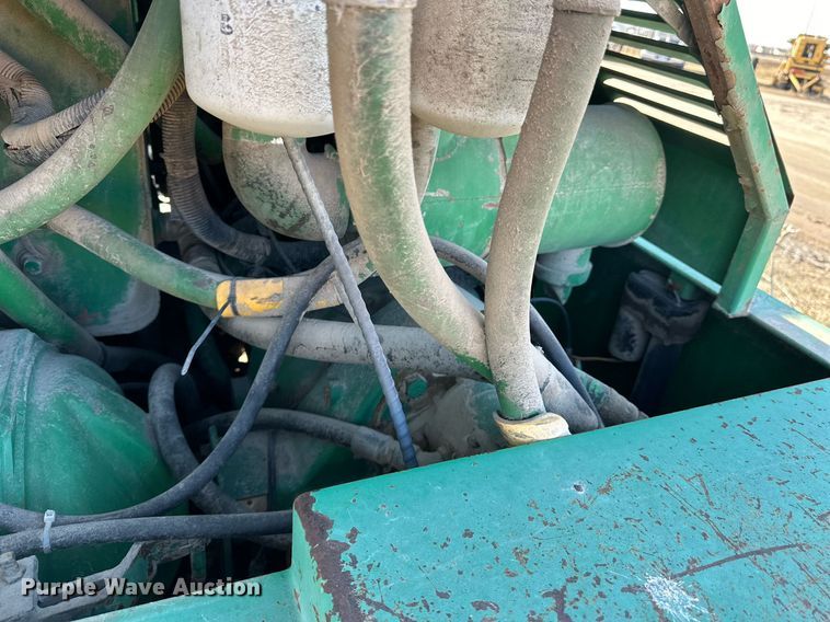 image for item NS9232 1989 Barber Greene 220B paver