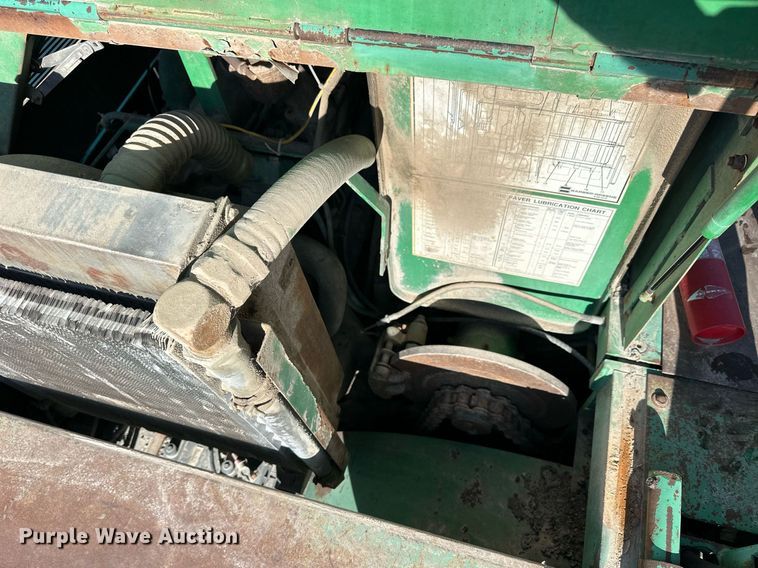 image for item NS9232 1989 Barber Greene 220B paver