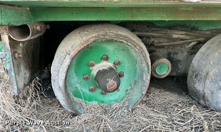 image for item NS9232 1989 Barber Greene 220B paver