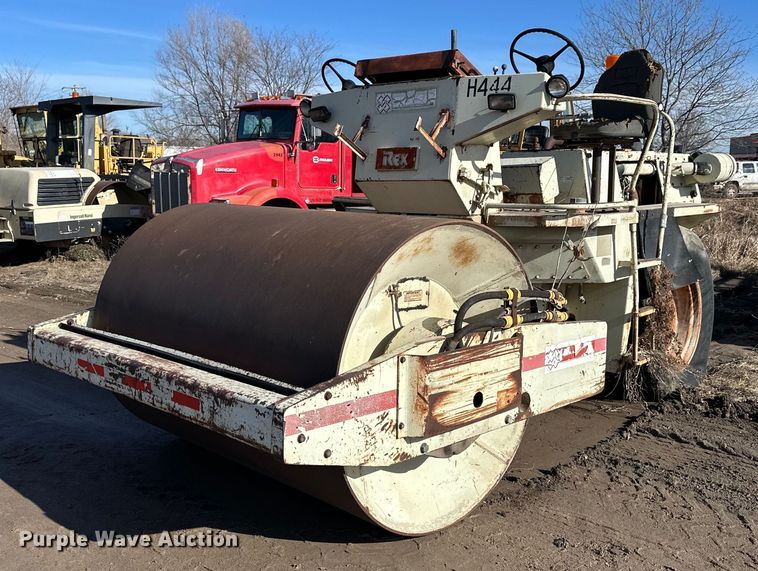 image for item NS9233 Rex SP910 single drum vibratory roller