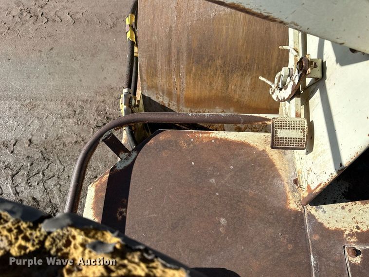 image for item NS9233 Rex SP910 single drum vibratory roller