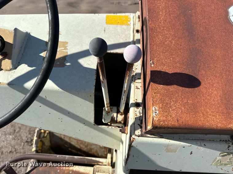 image for item NS9233 Rex SP910 single drum vibratory roller