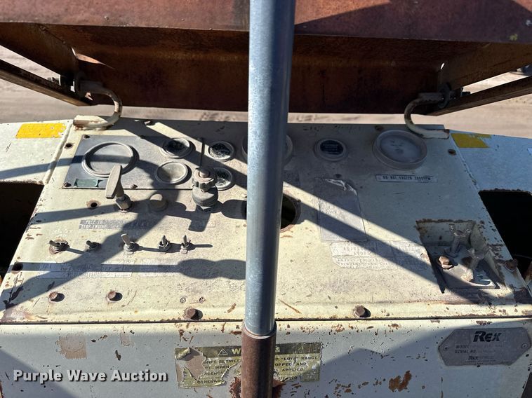 image for item NS9233 Rex SP910 single drum vibratory roller