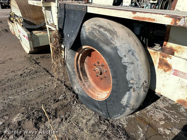 image for item NS9233 Rex SP910 single drum vibratory roller