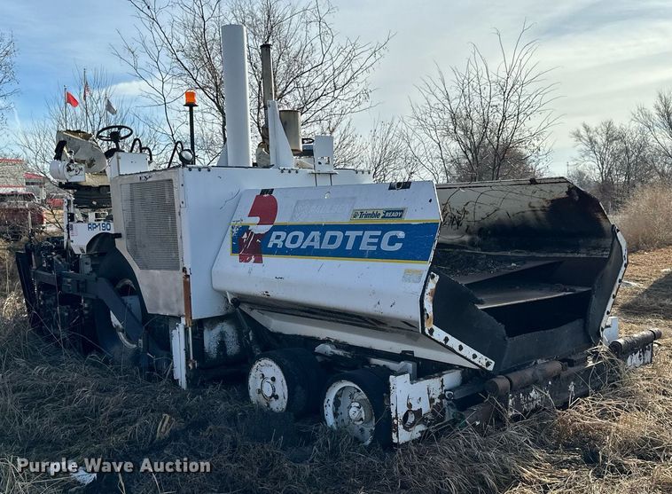 image for item NS9234 2006 Roadtec RP190 paver