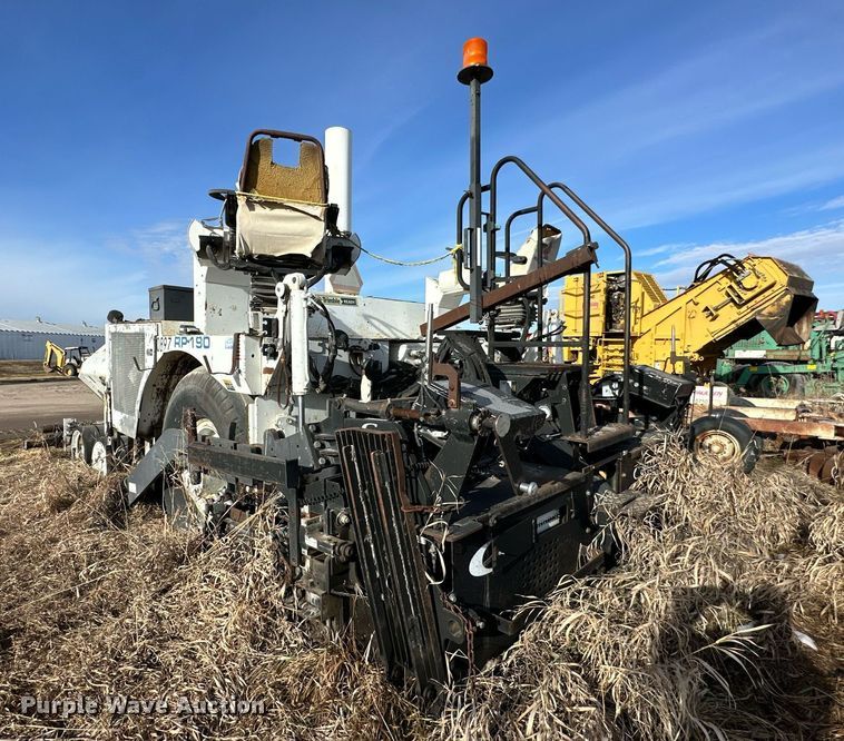 image for item NS9234 2006 Roadtec RP190 paver