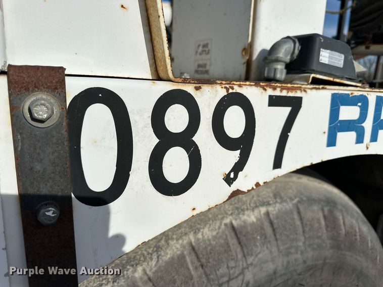 image for item NS9234 2006 Roadtec RP190 paver