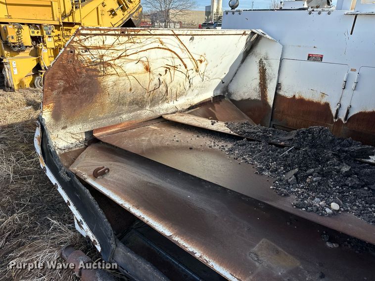 image for item NS9234 2006 Roadtec RP190 paver
