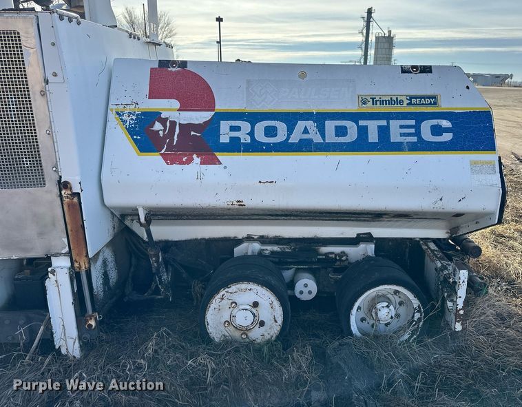 image for item NS9234 2006 Roadtec RP190 paver