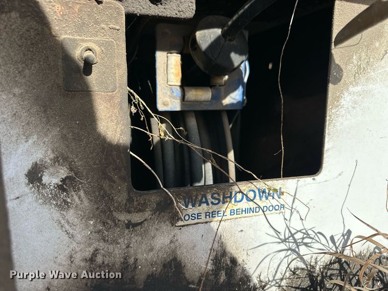 image for item NS9234 2006 Roadtec RP190 paver