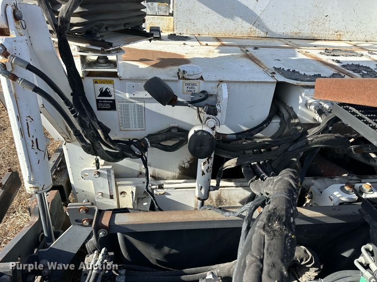 image for item NS9234 2006 Roadtec RP190 paver