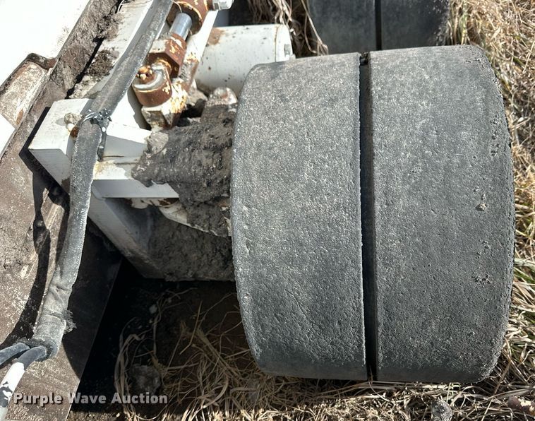 image for item NS9234 2006 Roadtec RP190 paver