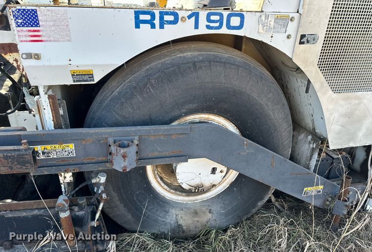 image for item NS9234 2006 Roadtec RP190 paver
