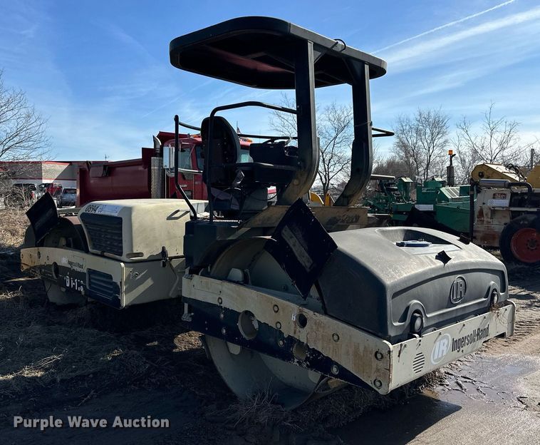 image for item NS9235 2005 Ingersoll Rand DD118HF double drum roller