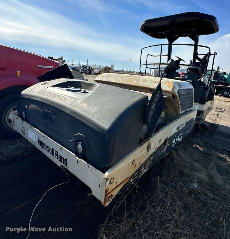 image for item NS9235 2005 Ingersoll Rand DD118HF double drum roller