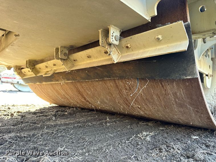 image for item NS9235 2005 Ingersoll Rand DD118HF double drum roller