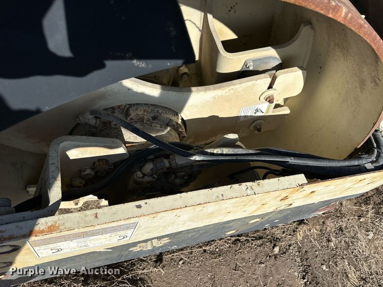 image for item NS9235 2005 Ingersoll Rand DD118HF double drum roller