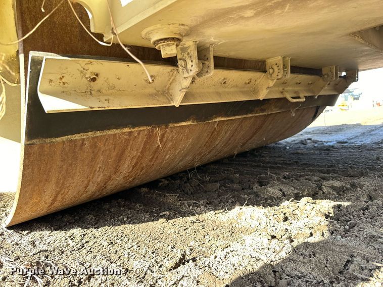 image for item NS9235 2005 Ingersoll Rand DD118HF double drum roller