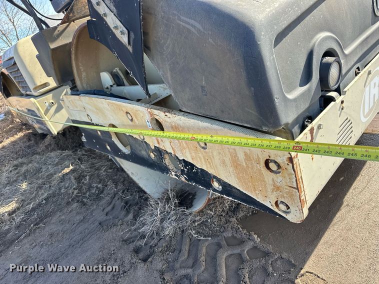 image for item NS9235 2005 Ingersoll Rand DD118HF double drum roller